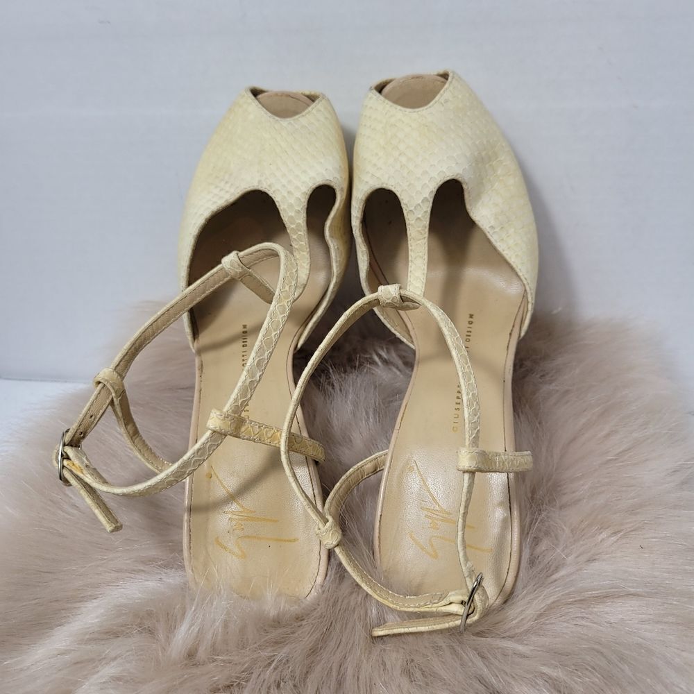 Giuseppe Zanotti Sand Open Toe T-strap Hidden Platforms - Picture 6 of 8